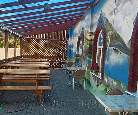 Основной зал