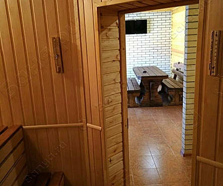 Основной зал