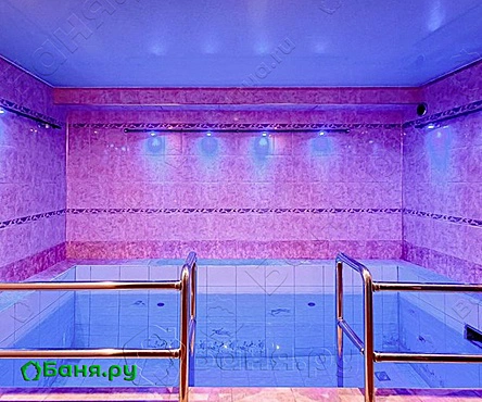 Основной зал