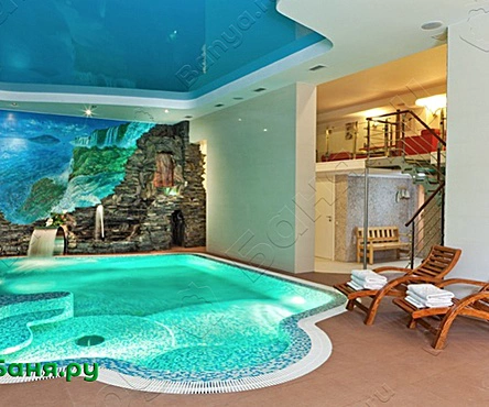 Основной зал