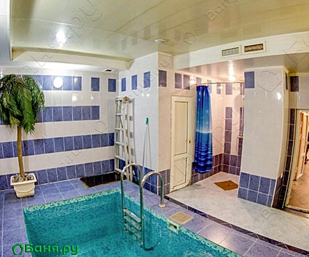 Основной зал