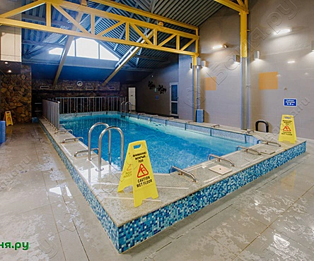 Бани с бассейном