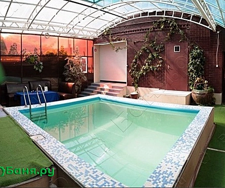 Русская баня с веником