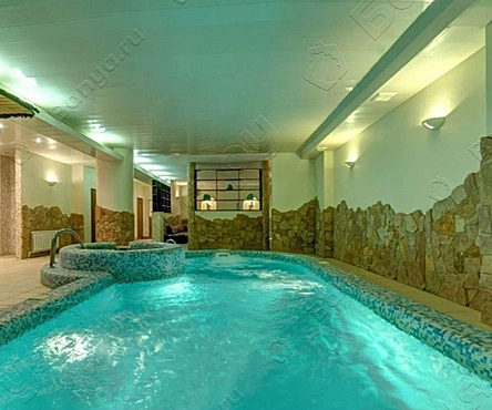 Русская парная с вениками