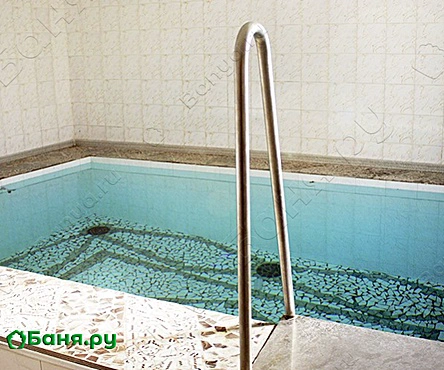 Основной зал