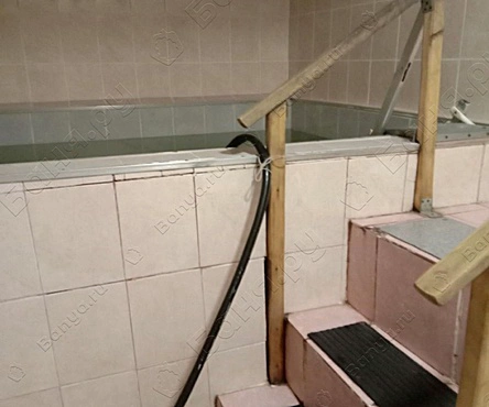 Сауна с маленьким бассейном