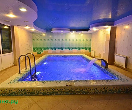 Основной зал