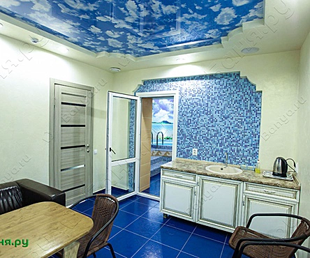 Основной зал