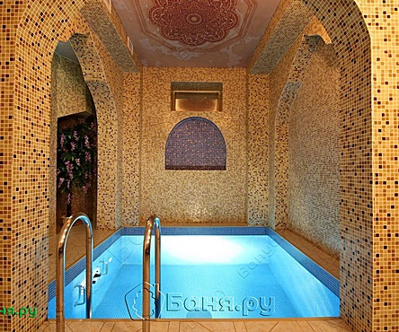 Восточный зал