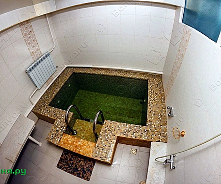 Зал Версаль