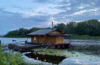 Добрая банька на воде