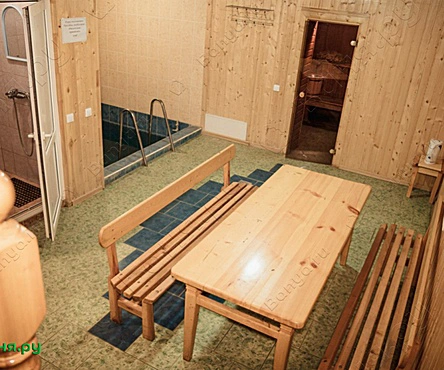 Основной зал