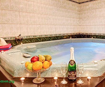 Большой зал Домик в горах