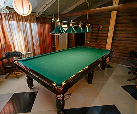 Сауна с бильярдом
