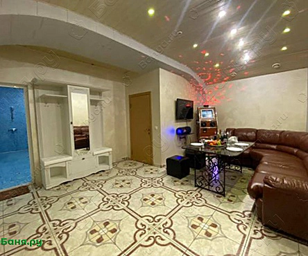 Средний зал