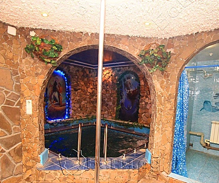 Основной зал