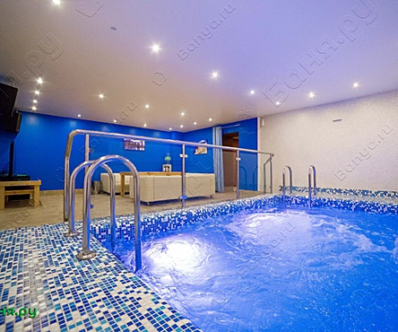 Основной зал