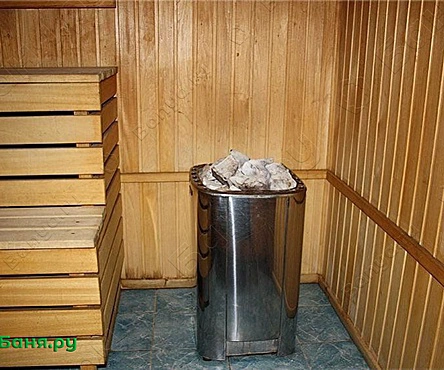 Финская сауна с бассейном