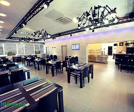 Основной зал