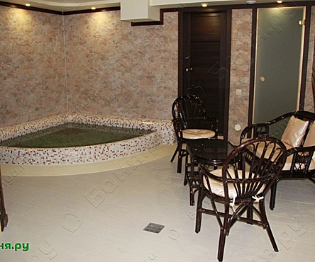 Основной зал