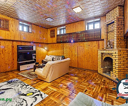 Зал Авантюра /Домик
