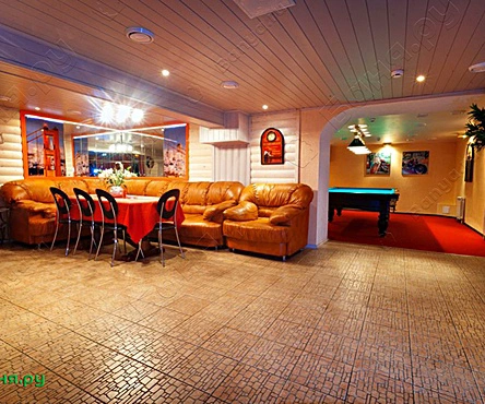 Основной зал