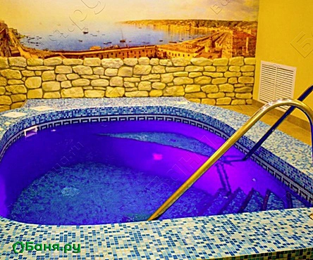 Основной зал