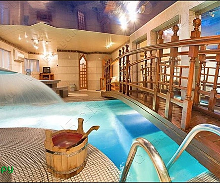 Основной зал