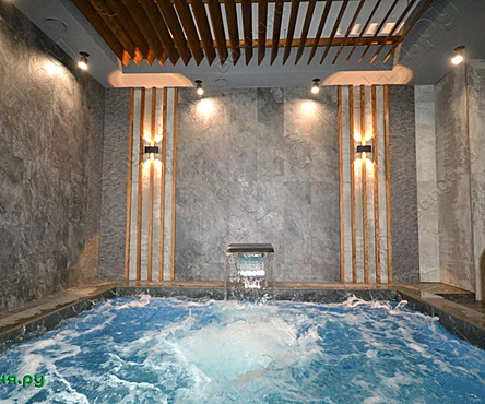 Баня Амстердам