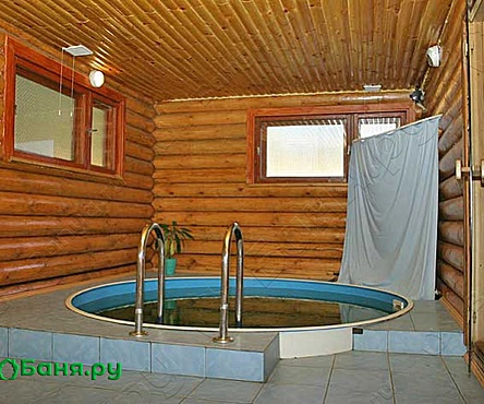 Баня с бассейном
