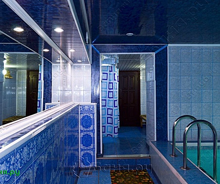 Основной зал