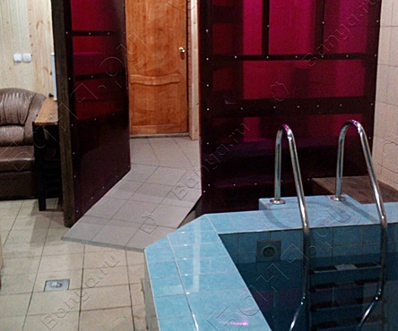 Большой дом с баней