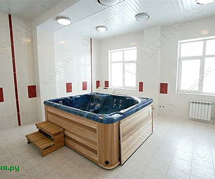 Сауна с джакузи и бильярдом