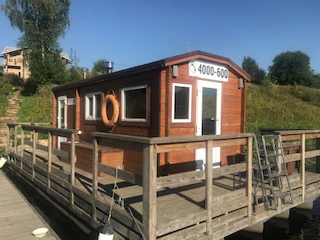 Дровяная баня на воде