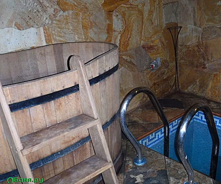 Основной зал