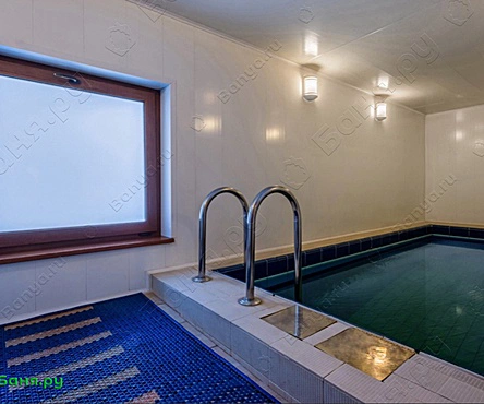 Большая сауна с бассейном