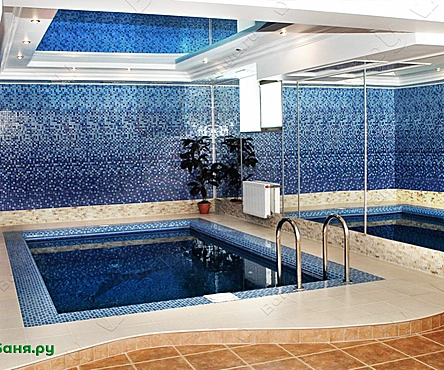 Основной зал