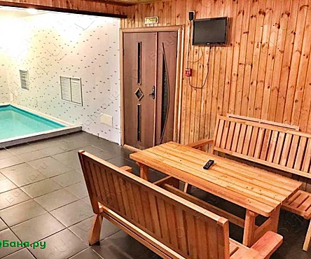 Основной зал