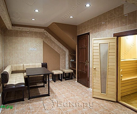 Основной зал