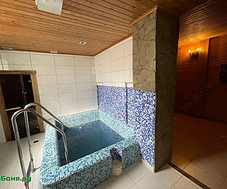 Зал №1 с бассейном