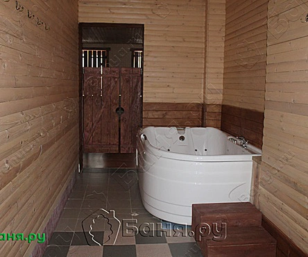 Зал с джакузи