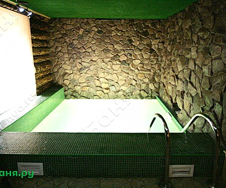 Баня с бассейном