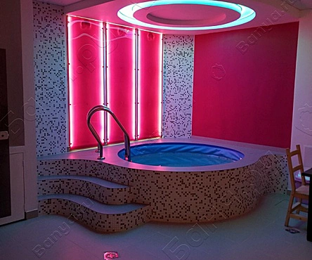 Основной зал