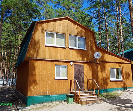 Большой дом с баней