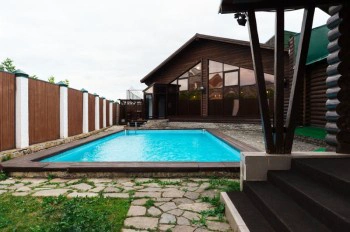 Усадьба Хлыновская