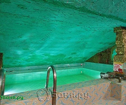 Основной зал