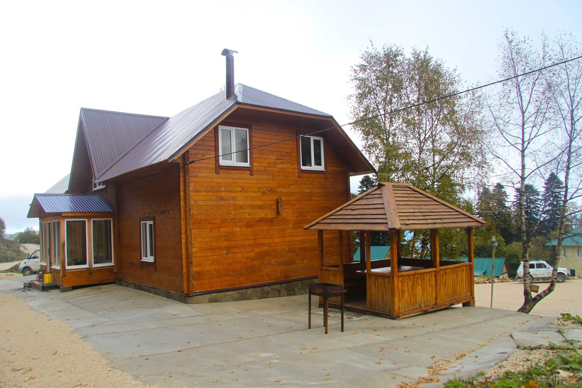 Русская баня турбазы Лаго-Наки