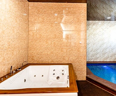 Зал большой