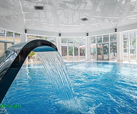 Основной зал