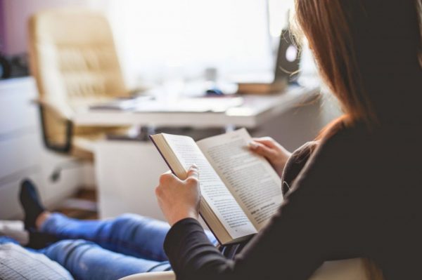 Как подружить подростка с книгой: полезные советы